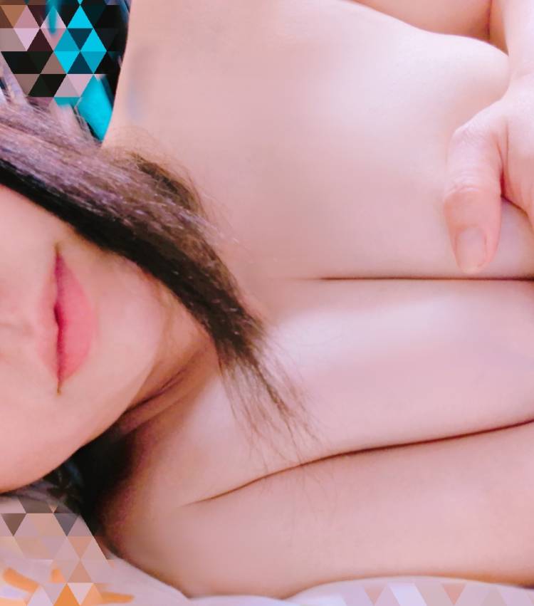 野村咲凪