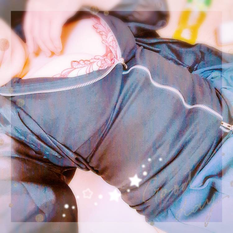 野村咲凪