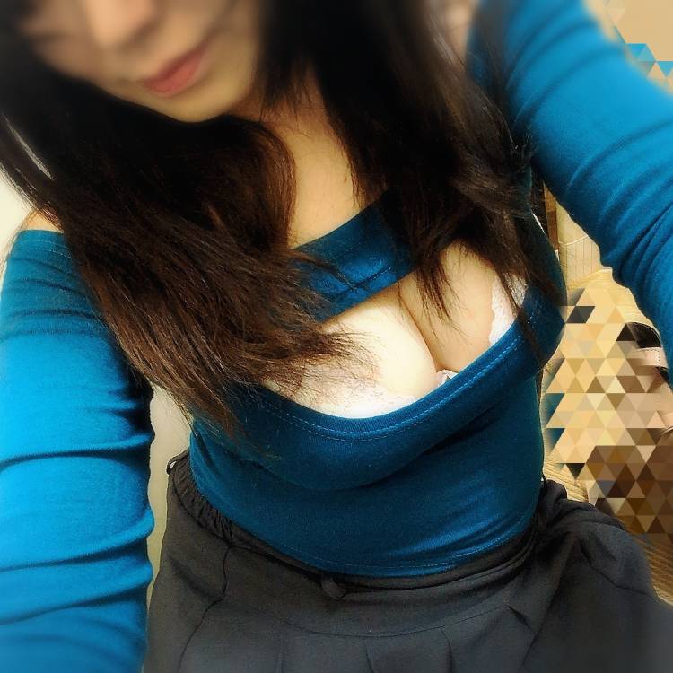 野村咲凪