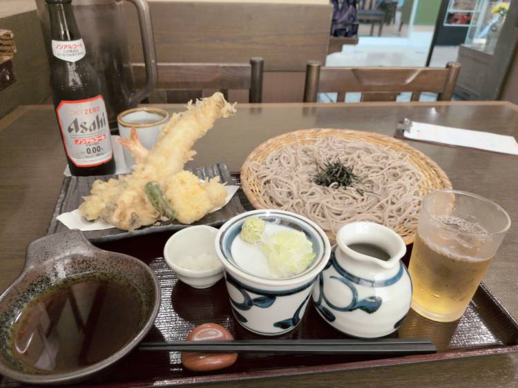 葉月　潤