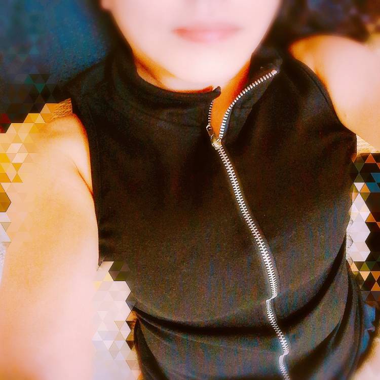 野村咲凪