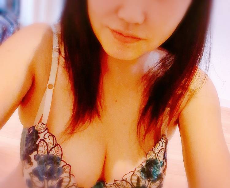 野村咲凪