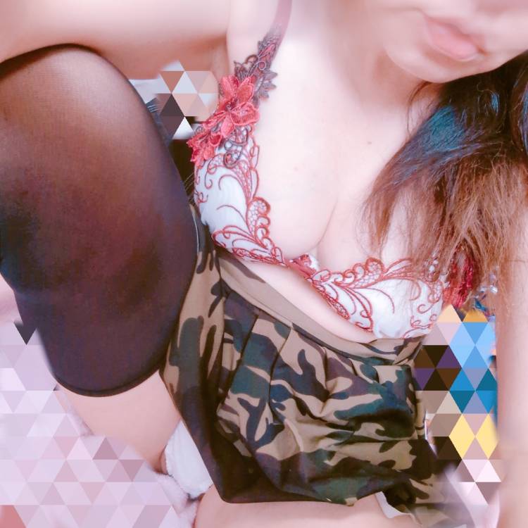 野村咲凪