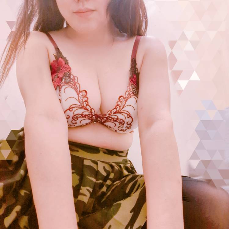 野村咲凪