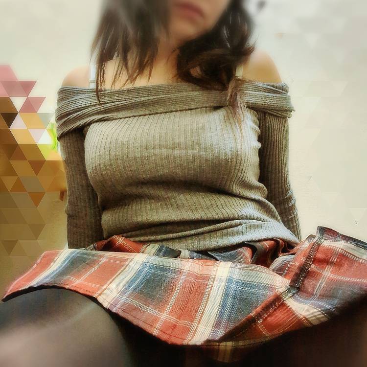 野村咲凪