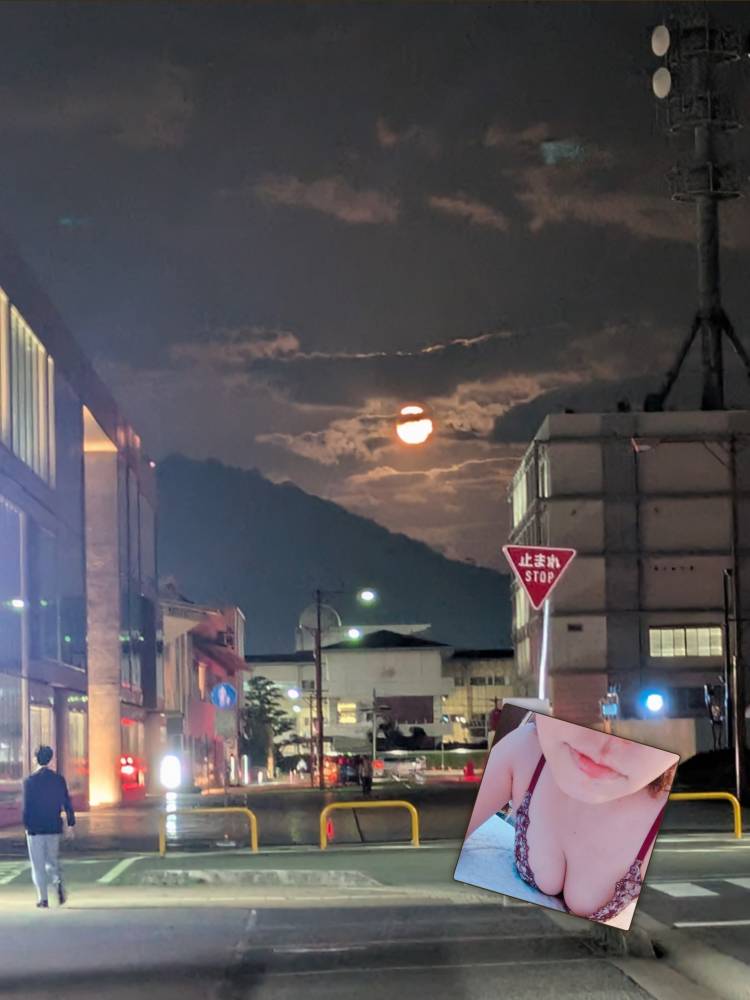 野村咲凪