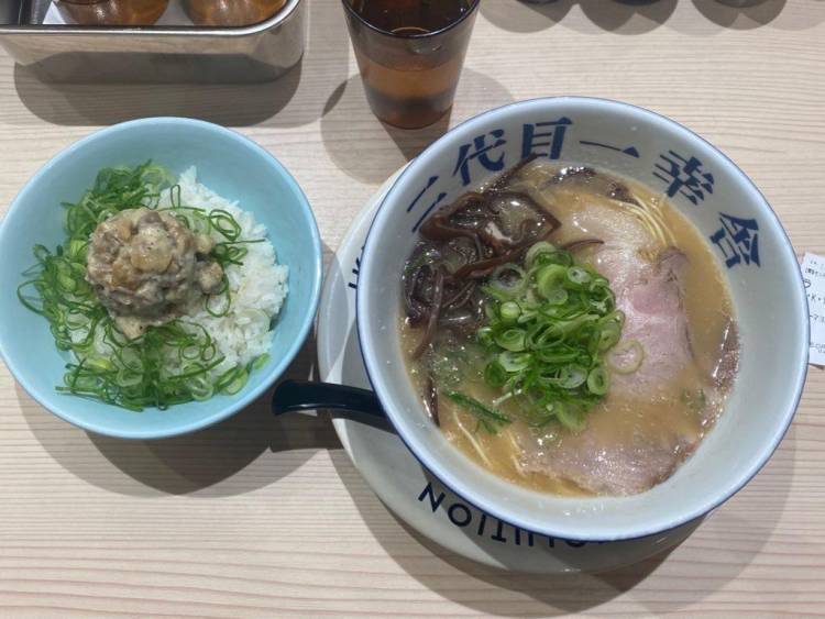 うどんラーメン論争