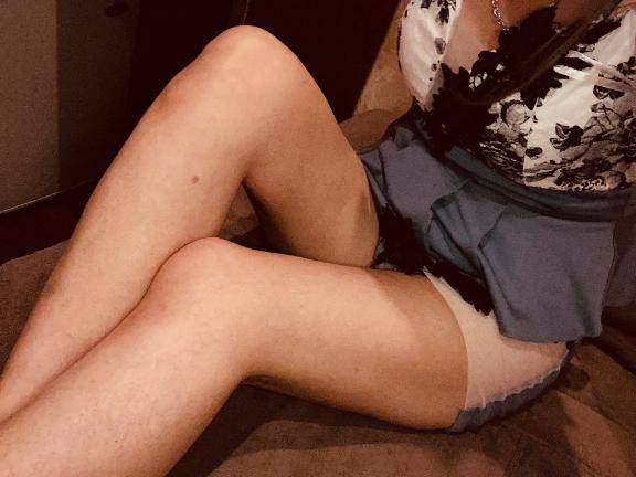 おっはよ～?今日出勤しまぁ～す。