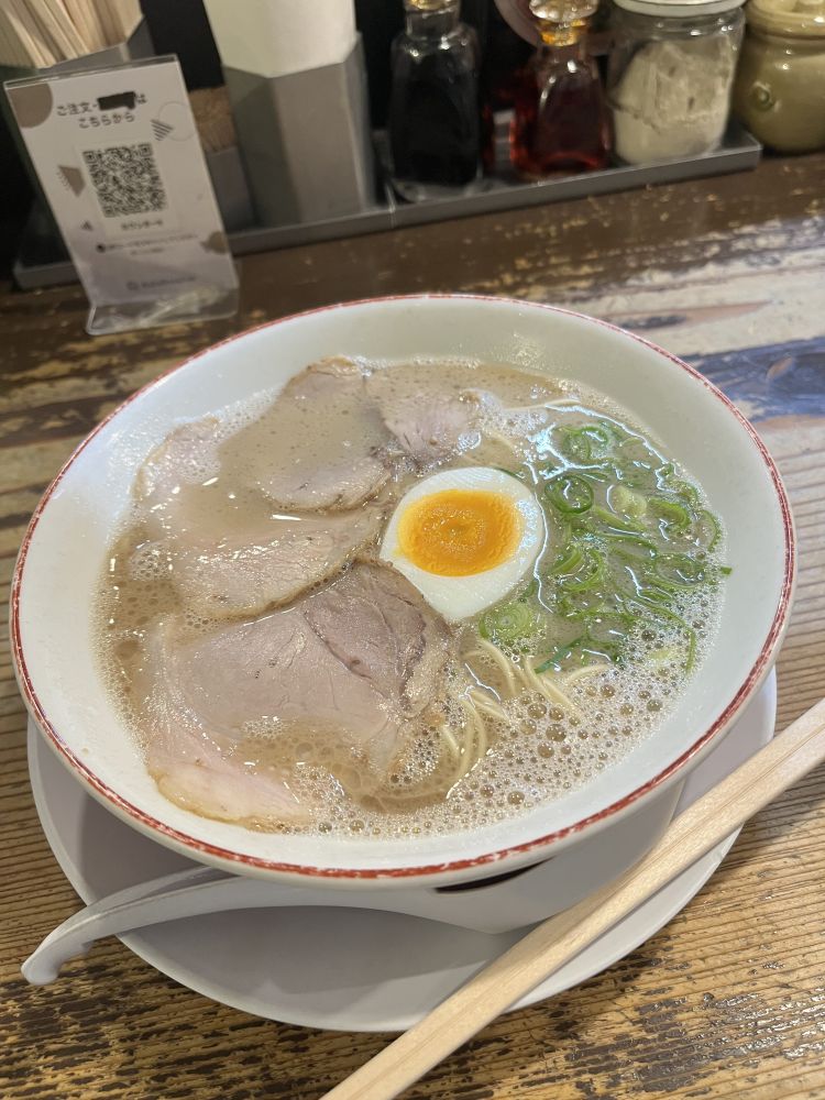 🍜食べること大好きです🤭💕