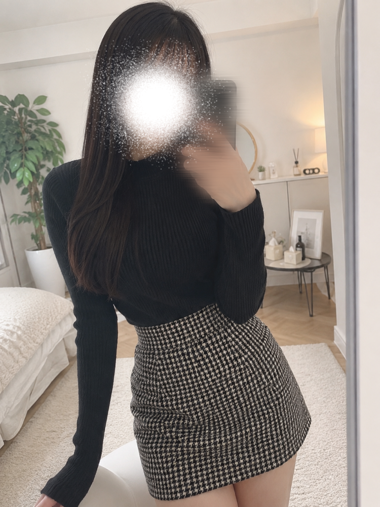 てゆーか、くるみんって何ᐡ. ̫ .ᐡ❔