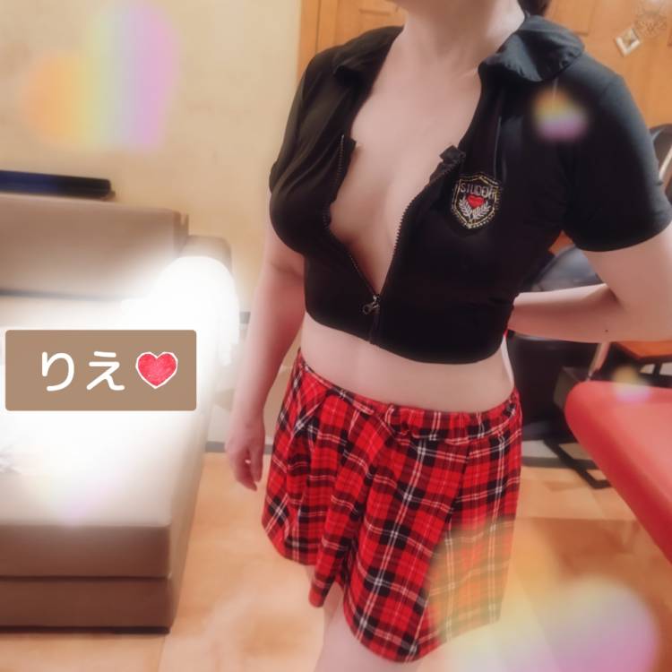 理絵(りえ)