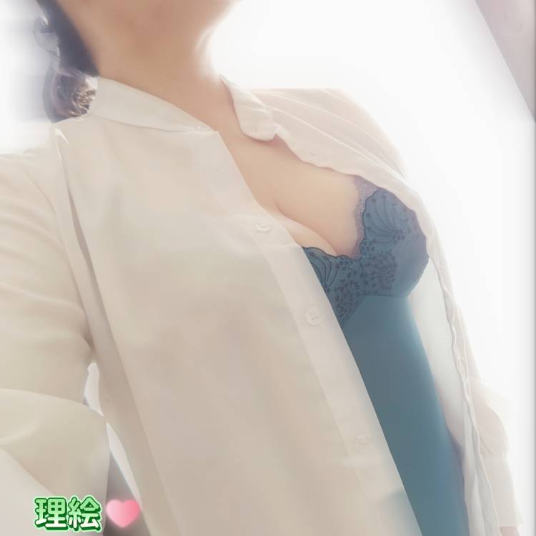 理絵(りえ)