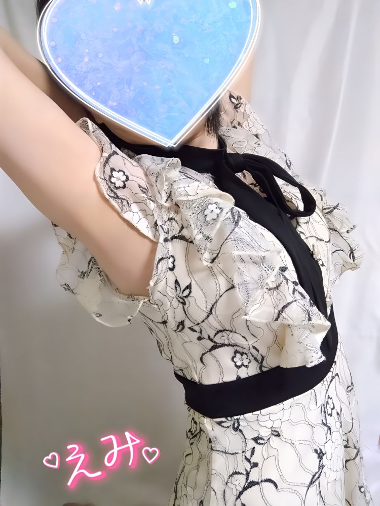 恵美(えみ)(熟女図鑑 徳島素人版)