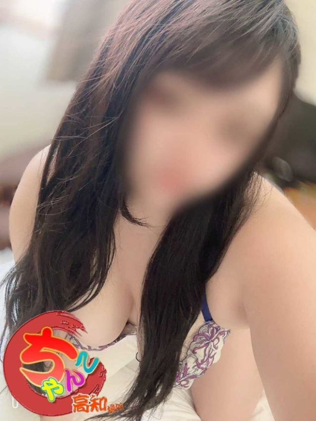 せいな（高知ちゃんこ）