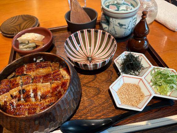 ?本日ラボです?空港で食べたひつまぶしが美味かった??