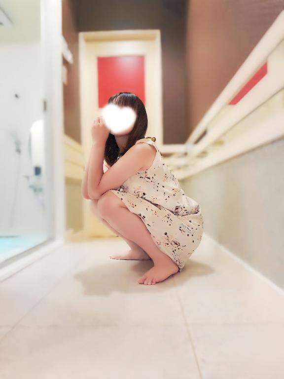 チラッとだけ…ね