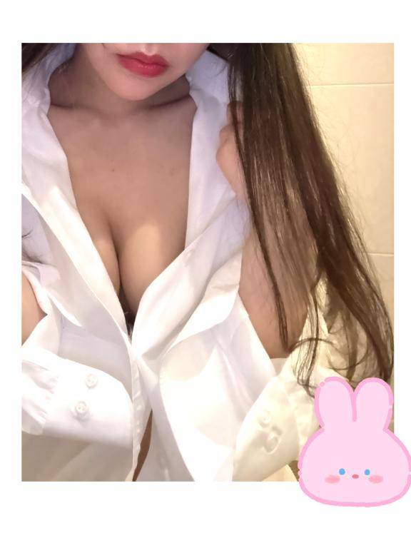 888