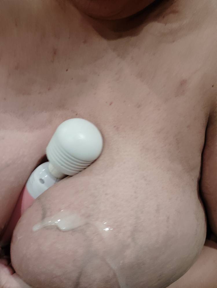 お暇なお兄様
