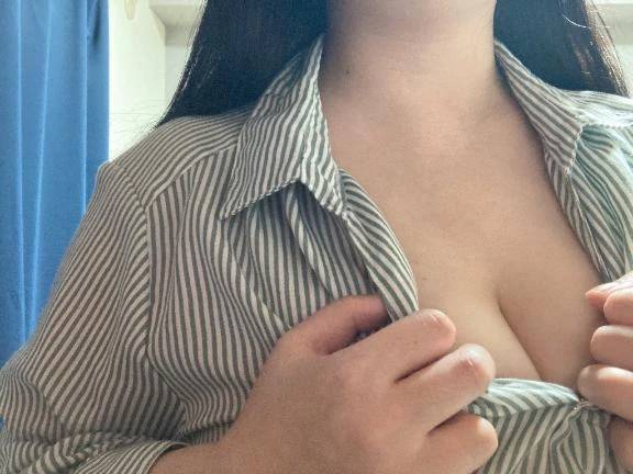 しゅっきんしてます🐰