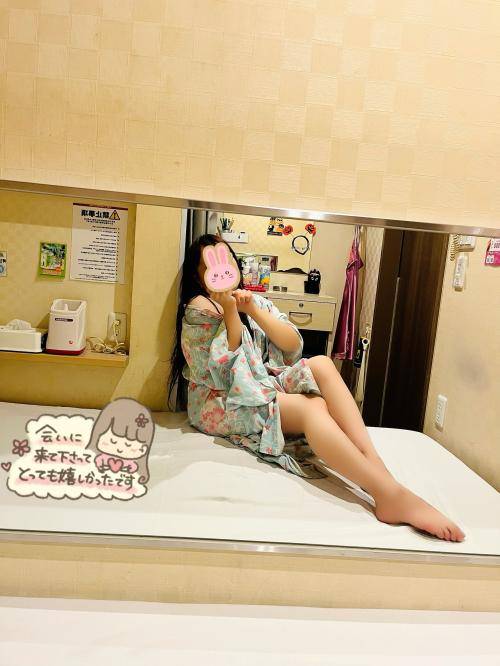 夜桜つゆり（イエスグループ 華女(かのじょ) 松山店）