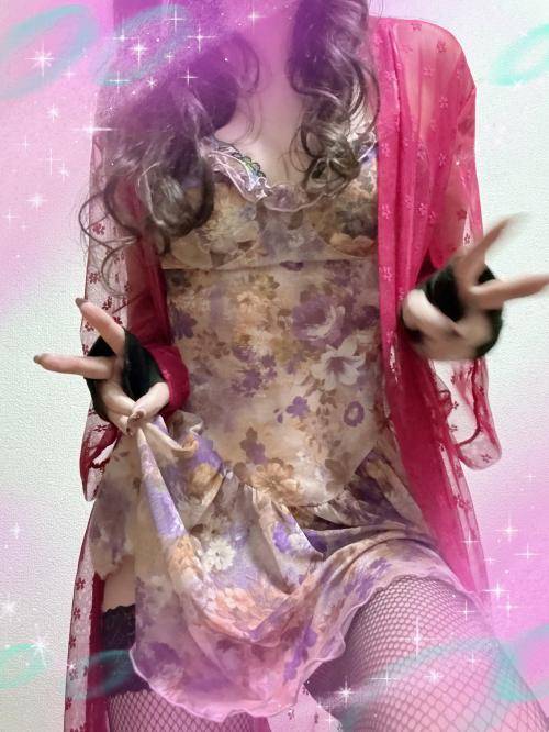 出勤します🍓果物は1番🍓が好きです←は？笑