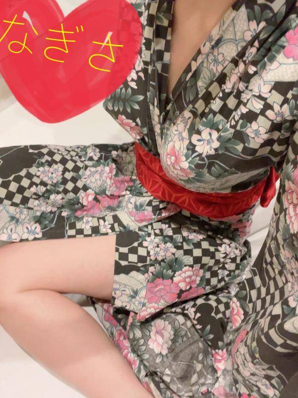 黒崎なぎさ(イエスグループ 華女(かのじょ) 松山店)