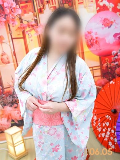 大宮じゅんこ（イエスグループ 華女(かのじょ) 松山店）