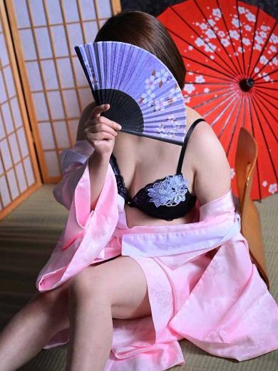 筒井まどか（イエスグループ 華女(かのじょ) 松山店）