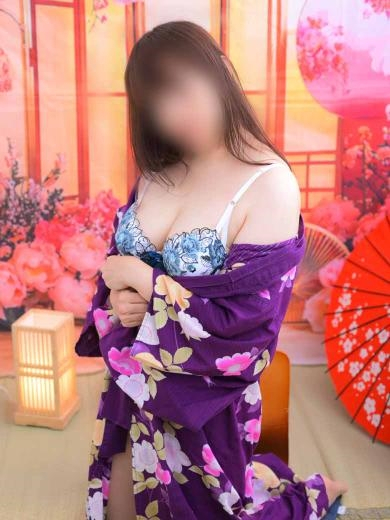 夜桜つゆり(イエスグループ 華女(かのじょ) 松山店)