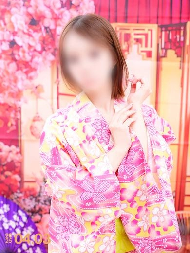 影山ゆか（イエスグループ 華女(かのじょ) 松山店）