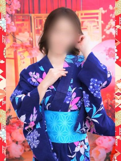 夏川すずか（イエスグループ 華女(かのじょ) 松山店）