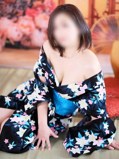 花里つばめ(イエスグループ 華女(かのじょ) 松山店)