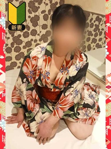 片桐かおる（イエスグループ 華女(かのじょ) 松山店）