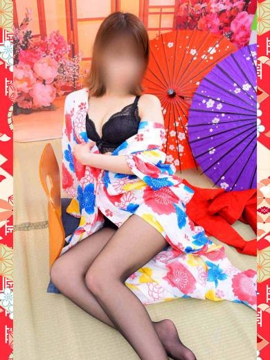 月島ちはる（イエスグループ 華女(かのじょ) 松山店）
