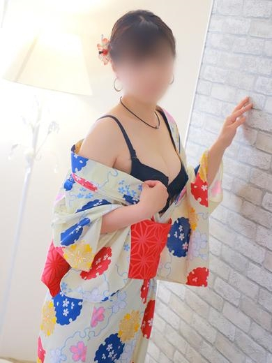如月ふうか(イエスグループ 華女(かのじょ) 松山店)
