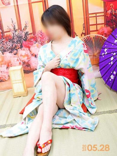 望月まいこ(イエスグループ 華女(かのじょ) 松山店)