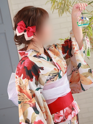 片瀬ひな(イエスグループ 華女(かのじょ) 松山店)