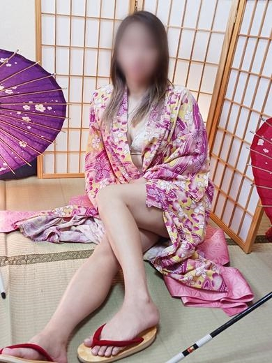 海せれん（イエスグループ 華女(かのじょ) 松山店）