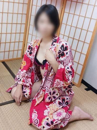 安西やよい(イエスグループ 華女(かのじょ) 松山店)