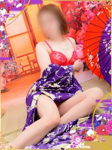 影山ゆか（イエスグループ 華女(かのじょ) 松山店）