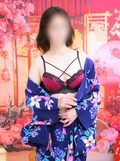夏川すずか(イエスグループ 華女(かのじょ) 松山店)