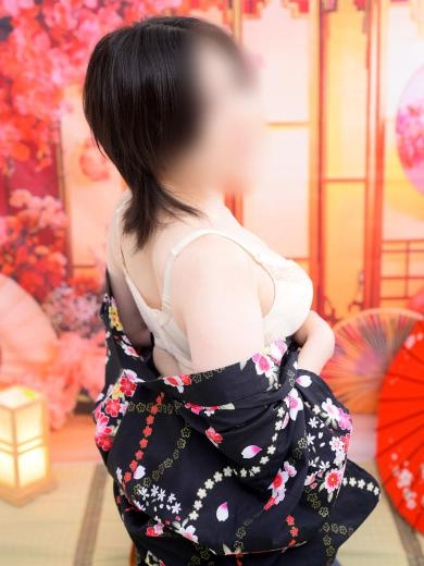 双神ほのか(イエスグループ 華女(かのじょ) 松山店)