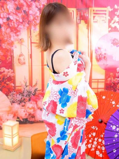 月島ちはる(イエスグループ 華女(かのじょ) 松山店)