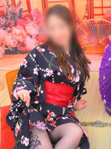 成瀬ねね(イエスグループ 華女(かのじょ) 松山店)