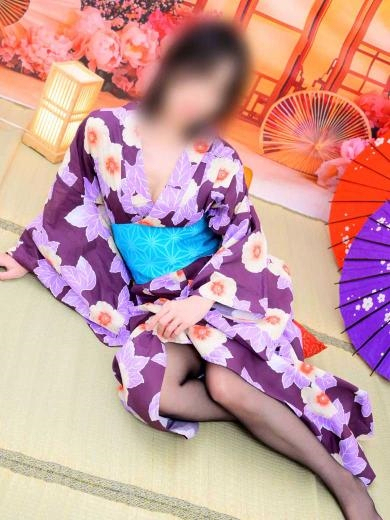 望月まいこ(イエスグループ 華女(かのじょ) 松山店)
