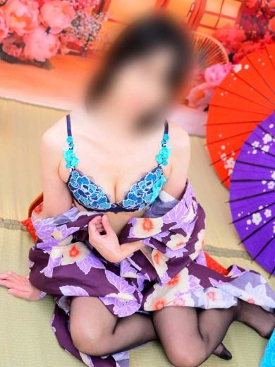 望月まいこ(イエスグループ 華女(かのじょ) 松山店)
