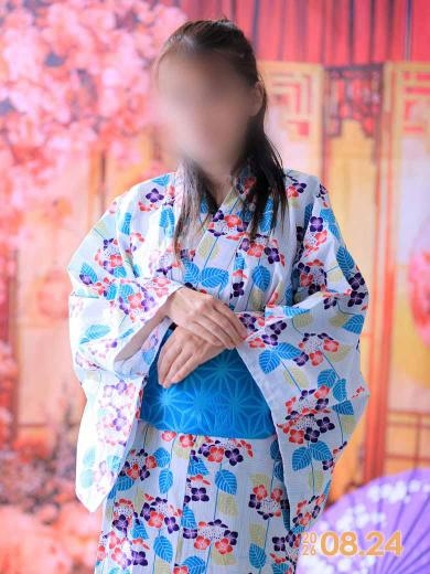 早瀬ひかる(イエスグループ 華女(かのじょ) 松山店)