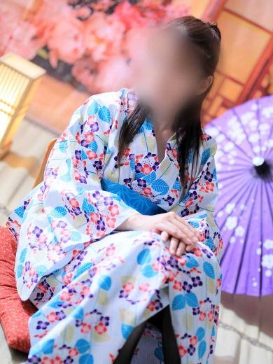 早瀬ひかる(イエスグループ 華女(かのじょ) 松山店)