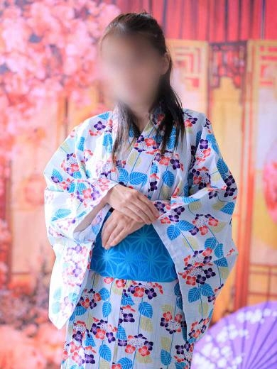 早瀬ひかる(イエスグループ 華女(かのじょ) 松山店)