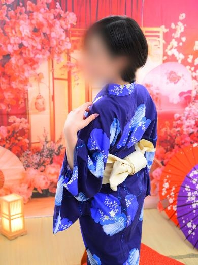 双神ほのか（イエスグループ 華女(かのじょ) 松山店）